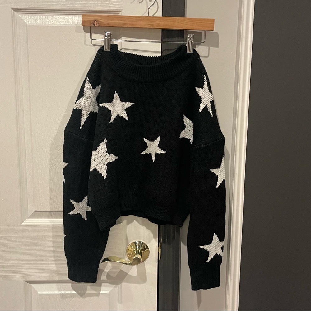 Black star sweater